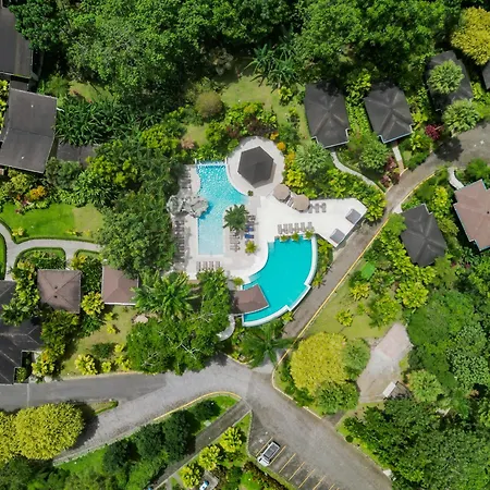 Hotel Lomas Del Volcan